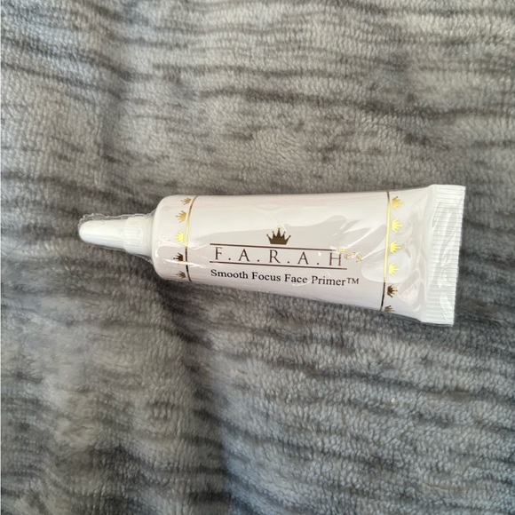 Farah’s Face Primer - Picture 2 of 3